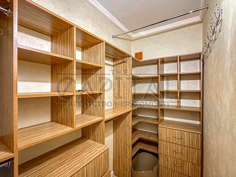 будинок за адресою Центральна, 2