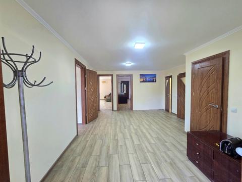 будинок за адресою Вишнева, 1