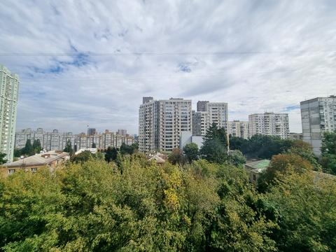 квартира за адресою Патріарха Мстислава Скрипника вул., 48-А