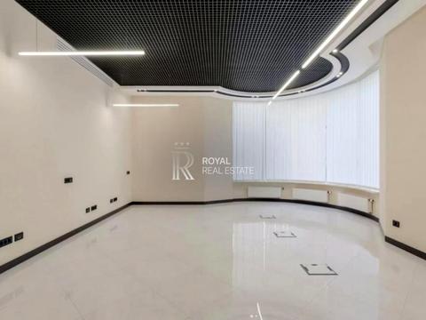 комерційна за адресою Івана Франка вул., 1