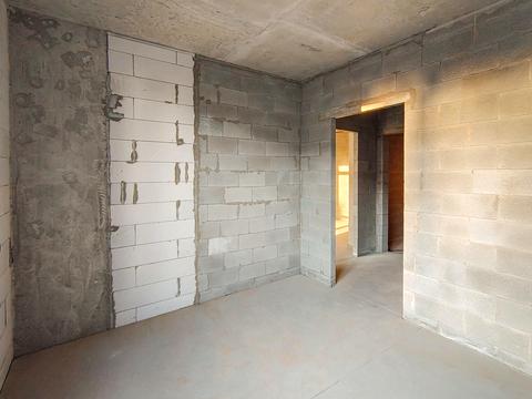 квартира за адресою Салютна вул., 2к18