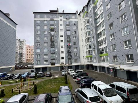 квартира за адресою Олександра Довженка вул., 5