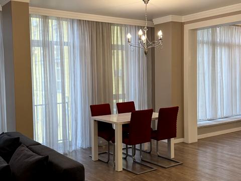 квартира за адресою Регенераторна вул., 4 к4