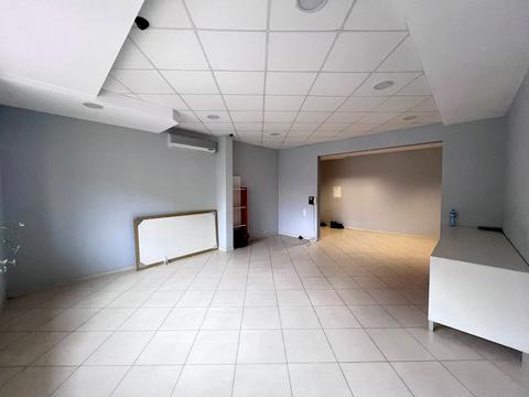 комерційна за адресою Володимира Івасюка просп. (Героїв Сталінграду), 4