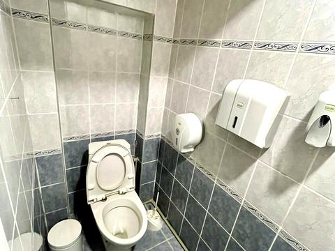 комерційна за адресою Михайла Вербицького вул., 7