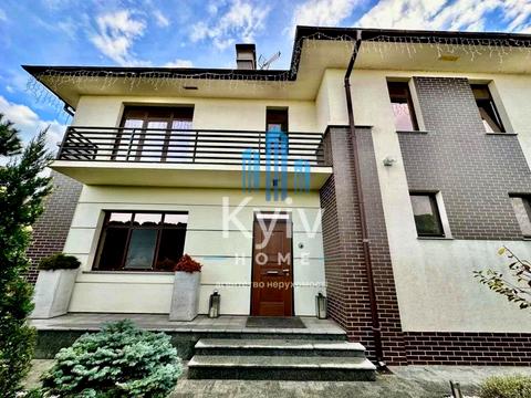 будинок за адресою Кар'єрна вул.