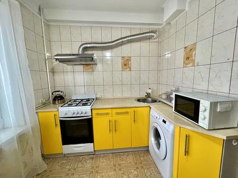 квартира за адресою Шкільна вул. (Героїв Сталінграда), 34