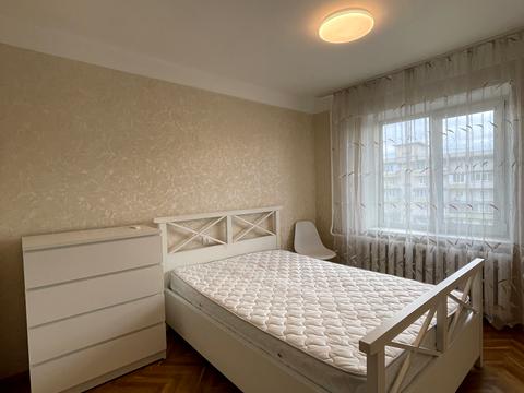 квартира за адресою Дніпровська набережна вул., 7-А