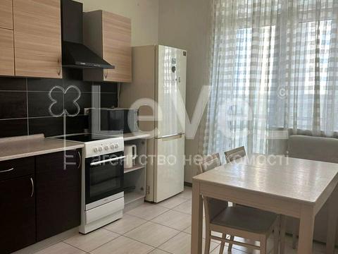 квартира за адресою Воскресенська вул., 14