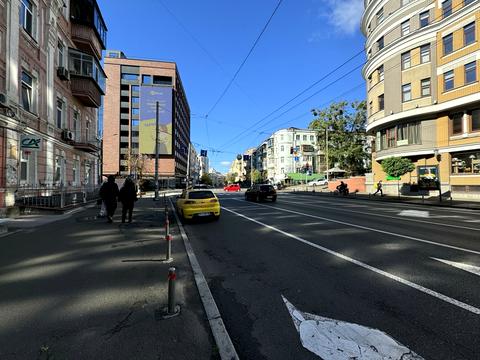 коммерческая по адресу Саксаганского ул., 51