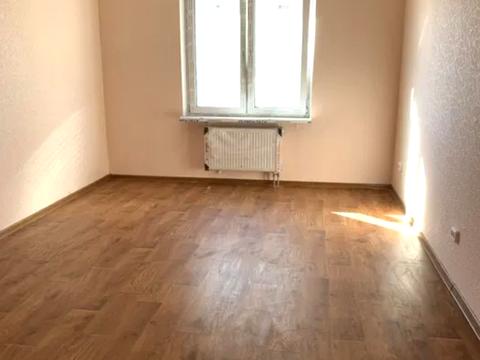 комерційна за адресою Ревуцького вул., 54-А