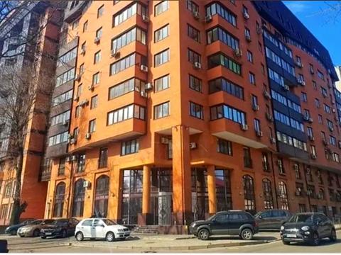квартира за адресою Академіка Чекмарьова вул., 2