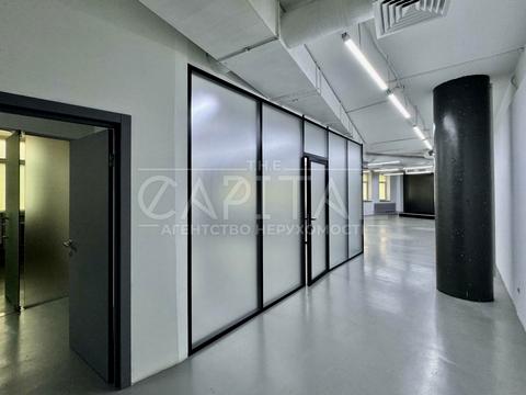 комерційна за адресою Лесі Українки бульв., 23б