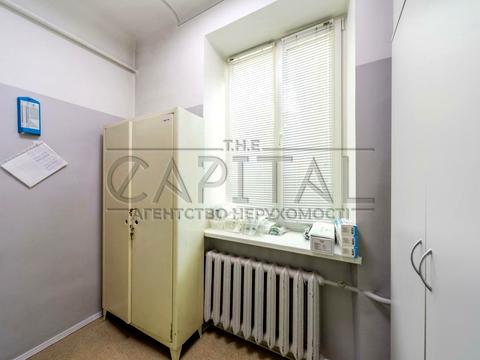 коммерческая по адресу Любомира Гузара просп. (Космонавта Комарова), 38-А