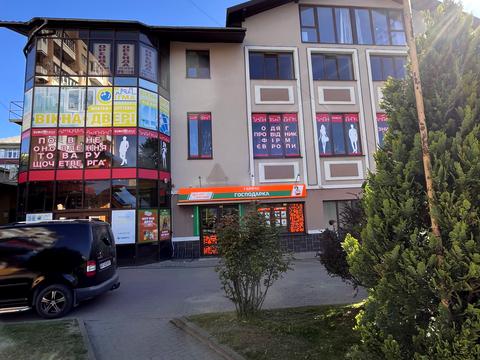 комерційна за адресою Надвірна, Грушевського вул., 2