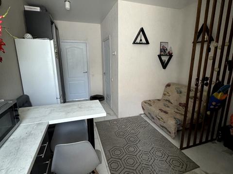 квартира за адресою Амосова вул., 21