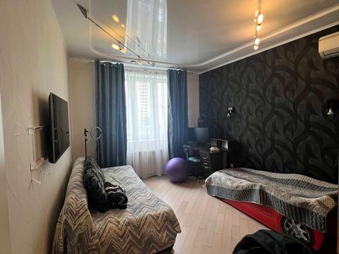 квартира за адресою Дніпровська набережна вул., 19-А