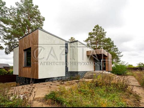 будинок за адресою Набережна вул., 19