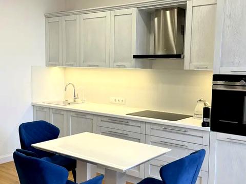 квартира за адресою Авіаконструктора Антонова вул., 2-Б