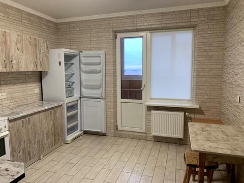 квартира за адресою Милославська вул., 16