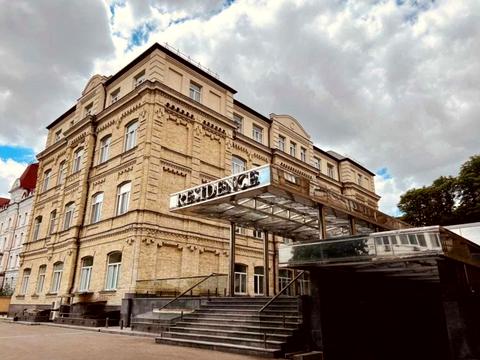 комерційна за адресою Митрофана Довнар-Запольського вул., 7а