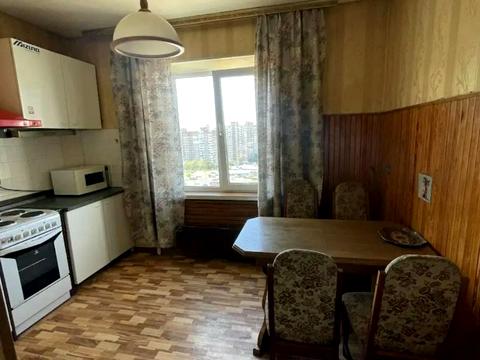 квартира за адресою Червоної Калини просп. (Володимира Маяковського), 46