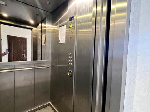 квартира за адресою Докова вул., 15