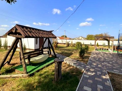 будинок за адресою Набережна