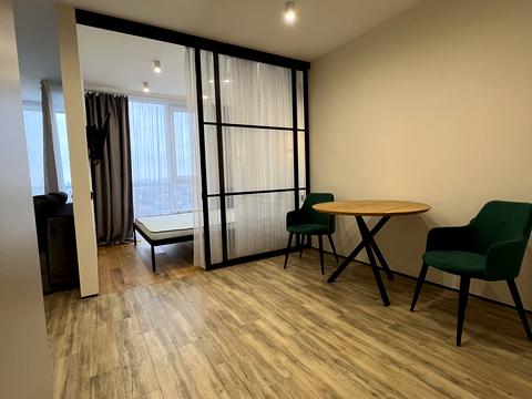 квартира за адресою Олега Мудрака вул. (Генерала Наумова), 1-Б