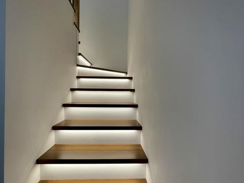 будинок за адресою Будівельників