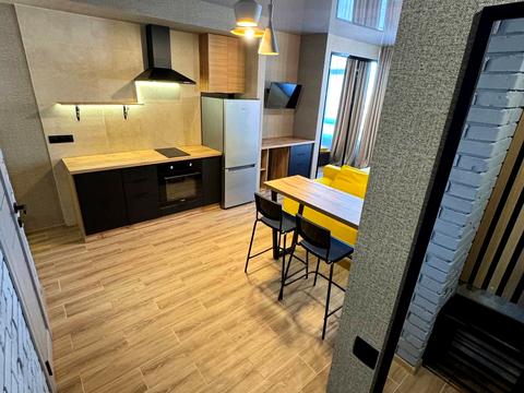 квартира по адресу Любомира Гузара просп. (Космонавта Комарова), 15-А