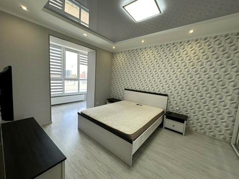 квартира по адресу Александра Довженко ул., 37