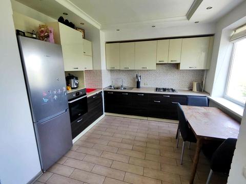 квартира по адресу Героев просп., 18