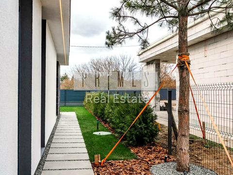 будинок за адресою Довженка вул.