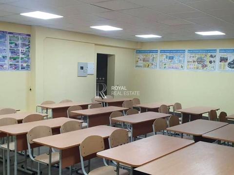 комерційна за адресою Київська вул., 17