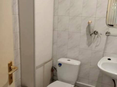 комерційна за адресою Шевченка вул., 18
