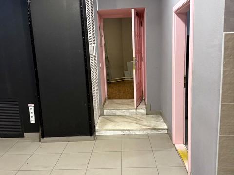 коммерческая по адресу Межигорская ул., 17