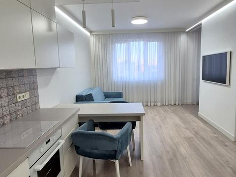 квартира за адресою Воскресенська вул., 18
