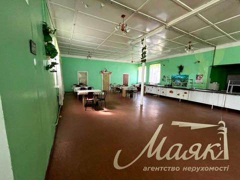 комерційна за адресою Насосна вул., 17