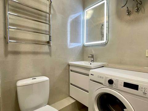 квартира за адресою Салютна вул., 2к9