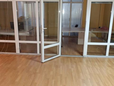 комерційна за адресою Сергія Подолинського вул. (Благоєва), 31-Б