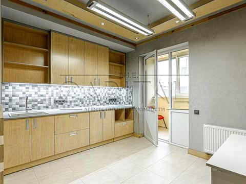 комерційна за адресою Казимира Малевича вул. (Боженка), 89