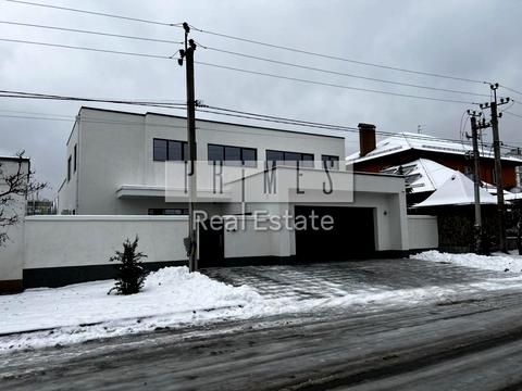 будинок за адресою Богдана Хмельницького вул.