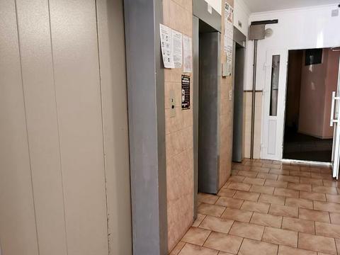 квартира за адресою Київ, Драгоманова вул., 1-Б