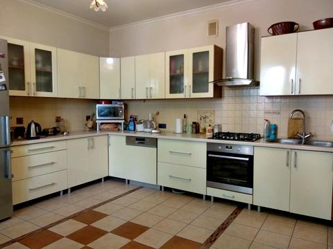 кімната за адресою Академіка Степана Рудницького вул., 1