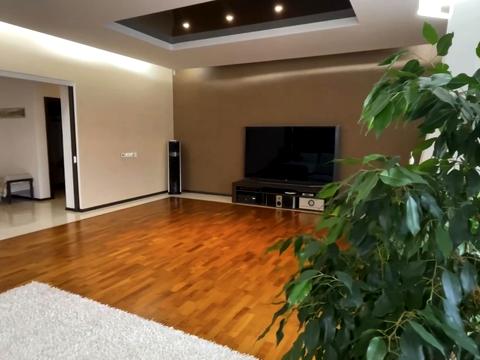 будинок за адресою Нова