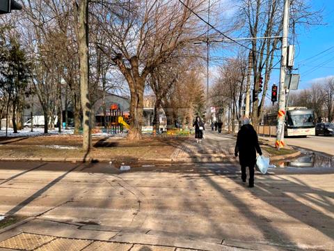коммерческая по адресу Колачевского, 107