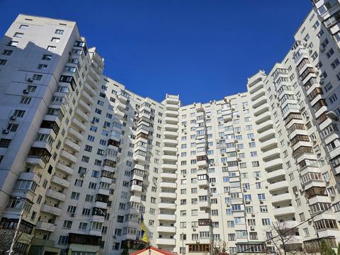 квартира по адресу Миколы Бажана просп., 24/1