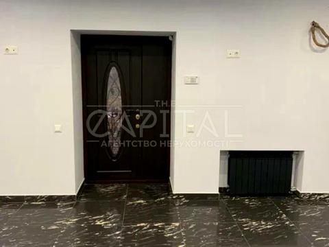 комерційна за адресою Григорія Чупринки вул. (Чудновського), 8