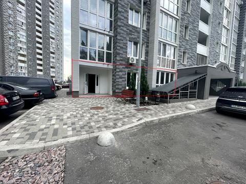 комерційна за адресою Ревуцького вул., 54-Б